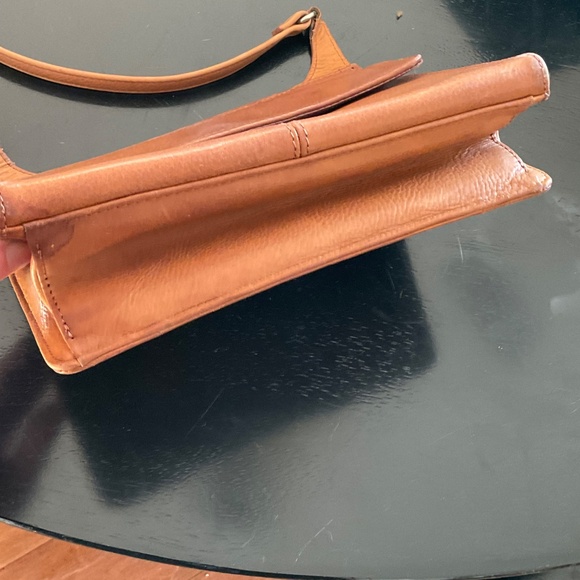 Vintage Y2K cognac brown Fossil | Leather Crossbody Purse bag satchel - Picture 6 of 15